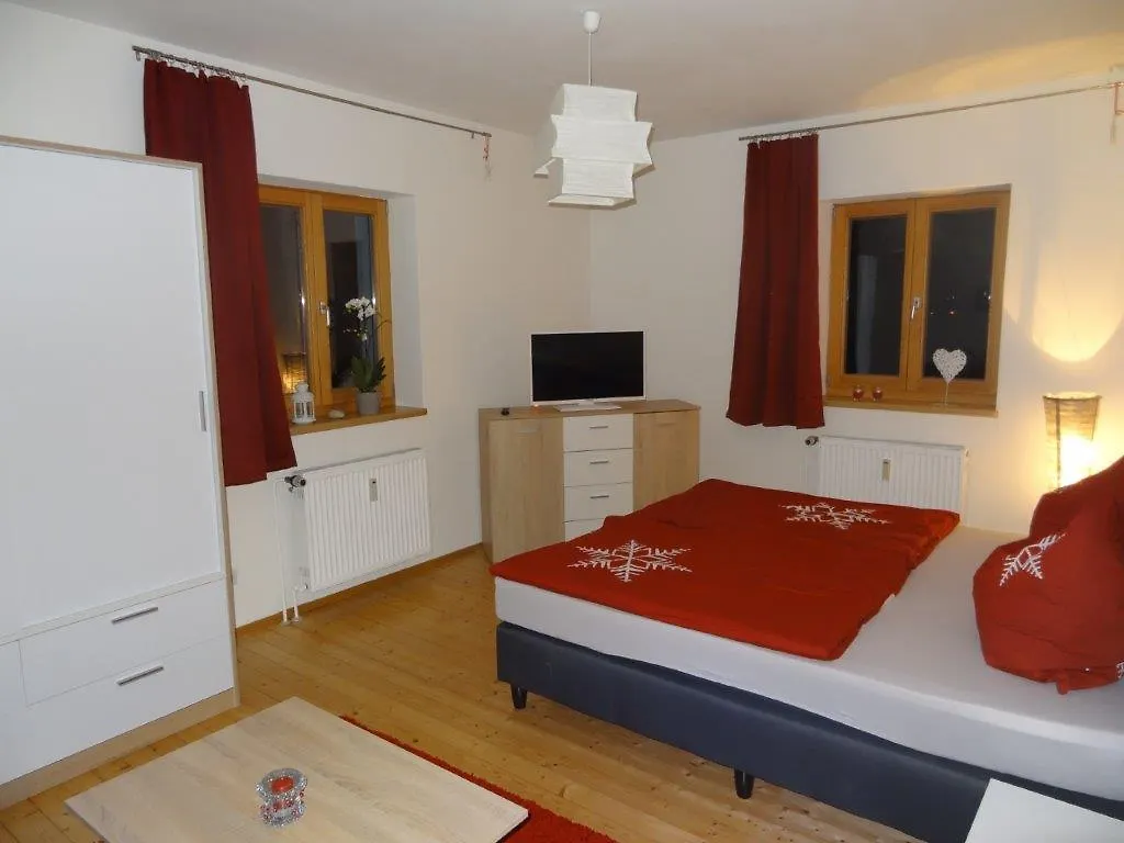 Haus Kunterbunt Apartment Reichenberg